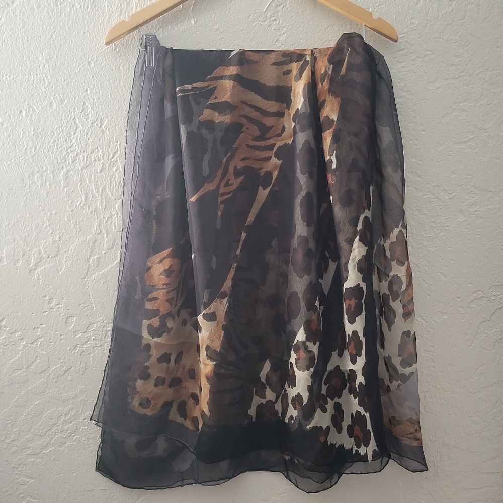 Jean Patou Wrap Scarf Size 52 x 52 - Picture 3 of 3